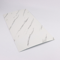 Autocollant économique de haute qualité pour carrelage mural en marbre Décoration murale Panneau de marbre en PVC pour la maison Appartement Hôtel