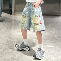 Fabricants de vêtements streetwear tendance, jeans courts vintage déchirés à motif graffiti d'été pour hommes, coupe droite et ample, personnalisés
