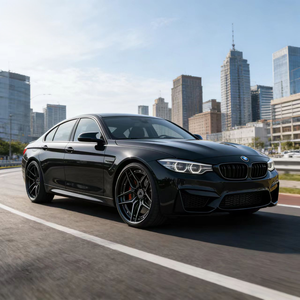 Rueda forjada de 2 piezas SenYao 6061-T6, radios en negro mate, borde en negro brillante, personalizada para <span class=keywords><strong>Aston</strong></span> <span class=keywords><strong>Martin</strong></span> Vantage - Product Image 1