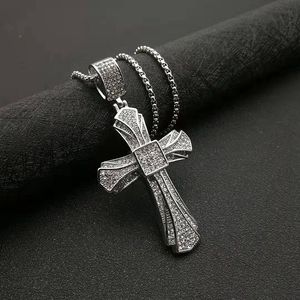 Yunnique – collier avec pendentif croix en acier inoxydable, serti de diamants, bijoux Hip Hop pour hommes, cadeau, Sz303 - Product Image 3