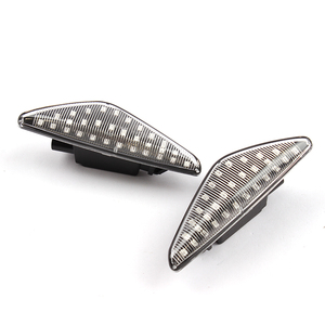 Autodragons Feux de position latéraux LED dynamiques, clignotants séquentiels, répétiteurs latéraux fumés pour E70 F25 E70 E71 X3 X5 X6 - Product Image 3
