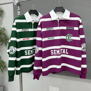 เสื้อยืดคอตตอนลายทางพิมพ์สกรีนทรงหลวมแบบมีปกสำหรับผู้ชาย ปักโลโก้ตามสั่ง เสื้อโปโลแขนยาวสไตล์วินเทจสำหรับผู้ชาย - Product Image 1