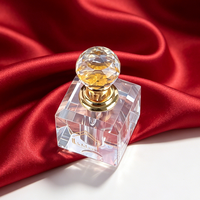 Vente en gros de flacons de parfum en cristal facetté de luxe, flacons de parfum en verre vides pour cadeau
