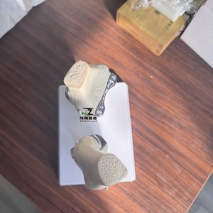 Nuevo modelo de prótesis de rodilla artificial desmontable 2025, conjunto de modelo de implante de articulación de rodilla doble pequeña plateada - Product Image 6