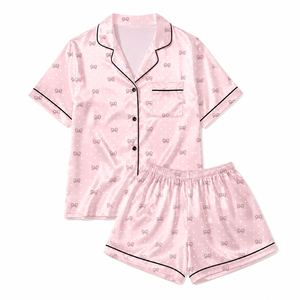 Conjunto <span class=keywords><strong>de</strong></span> Pijama para Damas <span class=keywords><strong>de</strong></span> Honor con Logotipo Personalizado, Bonito Conjunto <span class=keywords><strong>de</strong></span> Pijama Corto <span class=keywords><strong>de</strong></span> Satén con Botones y Lazo Rosa, Ropa <span class=keywords><strong>de</strong></span> Dormir con Ribete en Contraste para Mujer - Product Image 1