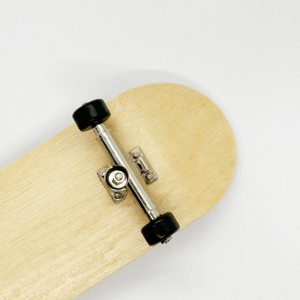 Fingerboard Profesional de Madera de Arce con Puntas para los Dedos, Tabla de Fingerboard, Finger Skateboard, Set de Fingerboard Profesional Personalizado - Product Image 3