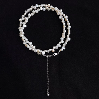 Collier de perles d'eau douce baroques petites, chaîne asymétrique en argent 925, bijoux en perles blanches pour femmes, vente en gros