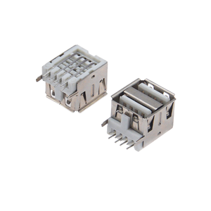 Conector USB 2.0 Tipo-A Hembra de Perfil Bajo, Cuerpo Corto de 11.5 mm con Brida Reforzada para Montaje Horizontal Seguro en PCB - Product Image 1