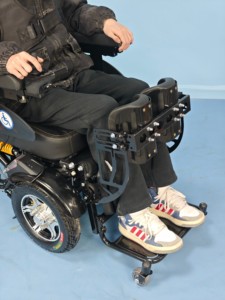 Fauteuil roulant électrique vertical en acier inoxydable avec batterie amovible pour la rééducation et l'exercice des patients paraplégiques, automatique - Product Image 5