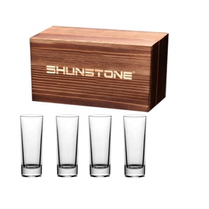Novedad 2 oz Whisky Tequila <span class=keywords><strong>Shot</strong></span> Glass Gift Set Caja de madera Cóctel Glass Company Promoción Regalos para hombres - Product Image 1