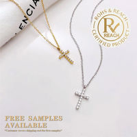Collier tendance simple avec pendentif croix personnalisé en zircon cubique, plaqué or 18 carats, en acier inoxydable, étanche et inaltérable, bijou de mode
