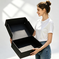 Boîte d'expédition haut de gamme en carton ondulé, portable, écologique, recyclable, réutilisable, imperméable, avec doublure en éponge pour vêtements, vente en gros