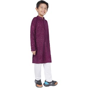 ชุดคุร์ตา/คุรตีเด็กชาย ตราทริโลกิ สีม่วง ผ้าเรยอน สไตล์อินเดีย/ปากีสถาน สำหรับงานเทศกาลดีวาลี พร้อมระบบตรวจจับเข็ม - Product Image 3