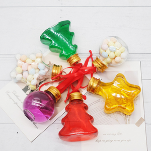 Petites bouteilles <span class=keywords><strong>en</strong></span> plastique festives et mignonnes, motifs d'étoiles de <span class=keywords><strong>sapin</strong></span> de Noël, avec bouchons dorés pour bonbons, petits cadeaux, rangement, fête de Noël - Product Image 2
