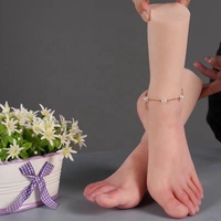 Mannequin réaliste en silicone de pied et de jambes de femme avec os pour présentation de bijoux
