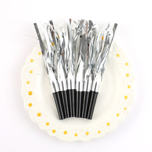 Soffiatori da <span class=keywords><strong>festa</strong></span> in 6 pezzi fischietti scoppi scintillanti metallici sfrangiati produttori di rumore oro scoppi musicali fischietti strillanti per la <span class=keywords><strong>festa</strong></span> - Product Image 3