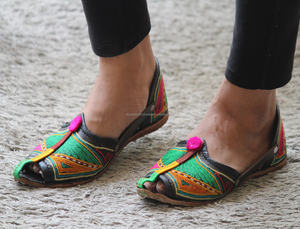 <b>Women</b> Shoes Indian Handmade Mojari Leather Pointy Flats <b>Flip</b> <b>Flops</b> Wedding Jutti - Product Image 2