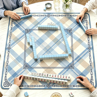 Housse de table de mahjong américaine moderne de luxe, pliable, sans plis, antidérapante, avec base en caoutchouc imperméable et bords surpiqués avec précision