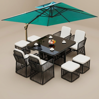Ensemble de mobilier d'extérieur moderne en acier de la marque Source Factory, avec chaise de loisirs en plastique tressé, coussin, table de patio et pavillon 5 pièces