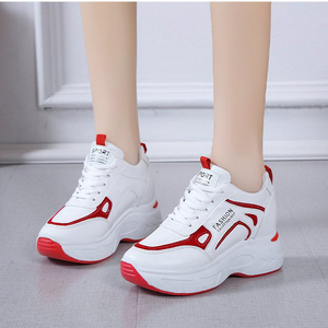 Primavera nuove <span class=keywords><strong>scarpe</strong></span> invisibili spesse stile coreano <span class=keywords><strong>con</strong></span> fondo spesso Versatile per studenti Casual sport eleganti <span class=keywords><strong>scarpe</strong></span> singole - Product Image 2