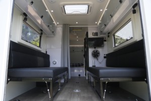 Ecocampor - Remolque de Aluminio Todoterreno para Transporte de Vehículos, Caravana de Lujo, Autocaravana con Aire Acondicionado para Viajes al Aire Libre - Product Image 6