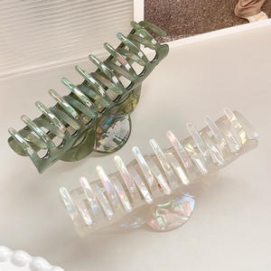 Pinza de Pelo Grande y Elegante con Diseño Hueco de Tiburón, Estilo Europeo Americano para Mujer, Venta al por Mayor - Product Image 4