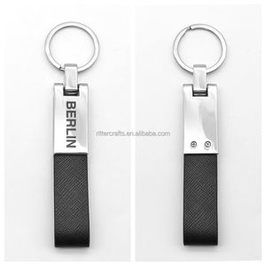 Llaveros Cuero de PU Personalizar Llavero de cuero genuino en blanco Regalos Marca de lujo Logotipo de coche Llavero de cuero de fibra de carbono Llavero - Product Image 5