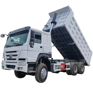 Semi-remorque benne basculante de marque Sino Truck 6*4 Howo, capacité 33 tonnes, 10 roues - Product Image 1