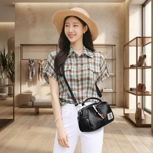 New Fashion Lady Minimalist Letter Style PU <b>Crossbody</b> Shoulder <b>Bag</b> with Animal Prints Zipper & Hasp Closure Made in China - Product Image 2