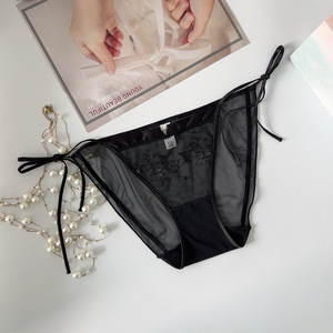 Culottes en maille noires brodées de fleurs pour femmes, avec liens latéraux, transparentes, taille mi-haute, lingerie élégante pour dames, vente en gros - Product Image 1