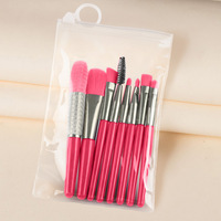 Saiyii haute qualité 8 pièces Mini ensemble de pinceaux de maquillage Logo personnalisé Kit de pinceaux cosmétiques pour débutants avec sac en polyuréthane