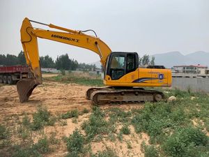 Excavatrice d'occasion Lonking LG6225 LG6225E 20 tonnes 22t sur chenilles, fabrication chinoise, prix bas, moteur Cummins, pompe <span class=keywords><strong>Kawasaki</strong></span>, reconditionnée - Product Image 2