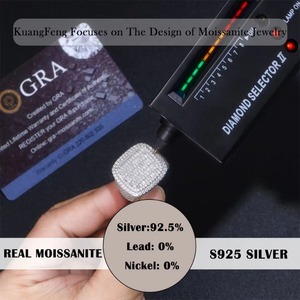 แหวนฮิปฮอปประดับโมอิสซาไนต์ 4.024 กะรัต ตัวเรือนเงินแท้ 925 ชุบแพลตตินัม ทรงบาแก็ตต์และทรงกลม สำหรับผู้ชายและผู้หญิง - Product Image 1