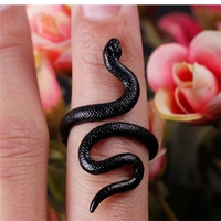 Cincin Suxuan Anime untuk Pria Wanita Punk Goth Snake Cincin Berlebihan Hitam Disepuh Gothic Disesuaikan Hadiah Pesta Perhiasan