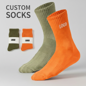 Design Own Logo Letter Athletic Sock Custom Unisex Knit Cotton Sport Sock Custom Crew Gym Socks