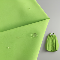 Tissu imperméable 100% polyester Taslan enduit PU 120 GSM pour vestes, combinaisons de ski, usage extérieur et sacs