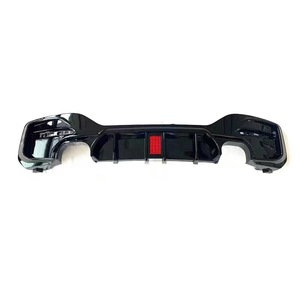 Lèvre arrière pour BMW Série 1 F20 2015-2019 en PP, noir brillant, pièce automobile - Product Image 3