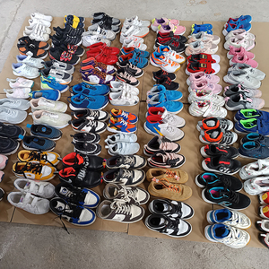 รองเท้าเด็กผู้ชายเด็กผู้หญิงมือสองแบรนด์เนมขายส่งแบบยกโหล  แบบผูกเชือก พื้นหนานุ่ม สไตล์ชังกี้ - Product Image 1