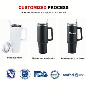 Gobelet isotherme noir en acier inoxydable à double paroi de 30 oz avec poignée, couvercle et paille, personnalisable avec logo, pour le voyage et le camping en extérieur - Product Image 3