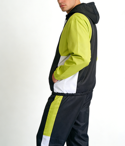 Tuta da Escursionismo Personalizzata per Uomo in Poliestere di Alta Qualità, Impermeabile, Antivento, Traspirante, Completo da Montagna in Due Pezzi OEM ODM - Product Image 3