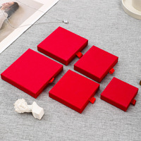 Boîte-Tiroir en Papier Rouge Personnalisable pour Bijoux, Boucles d'Oreilles, Bracelets et Colliers – Coffret Cadeau de Luxe