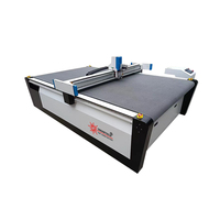 Équipement de découpe CNC à haute vitesse avec couteau vibrant, zone de travail 1300*900, pour la découpe de cuir, tapis, semelles, portefeuilles et formes personnalisées