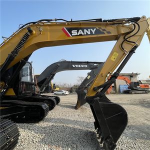 รถขุดขนาดกลางพร้อมเครื่องยนต์ทรงพลังและระบบควบคุมที่ราบรื่น รถขุด Sany รุ่น SY215C มือสอง สำหรับงานดิน - Product Image 5