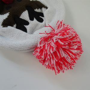 Popular de alta calidad 100% acrílico Reno patrón tejido invierno Santa sombrero <span class=keywords><strong>Xman</strong></span> sombrero al por mayor - Product Image 3