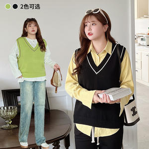 เสื้อกั๊กถักไหมพรมคอวีสีเขียวอ่อนสไตล์ญี่ปุ่นทรงหลวมสำหรับผู้หญิงไซส์ใหญ่ รุ่น Runqi N8754 Plus Size - Product Image 3