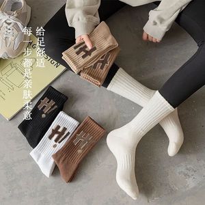 ZuoBaLun Women's Mid Calf <b>Socks</b> H Pattern Slouch <b>Socks</b> Sporty Style Autumn Winter Casual <b>Socks</b> for Youth - Product Image 4