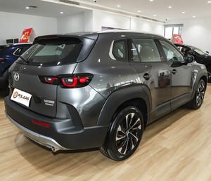 MAZDA CX-50 2.5L Premium 2023 Prodotta in Cina, SUV Potente ed Efficiente, Controllo Remoto del Veicolo, Sistema AQS per la Qualità dell'Aria - Product Image 6