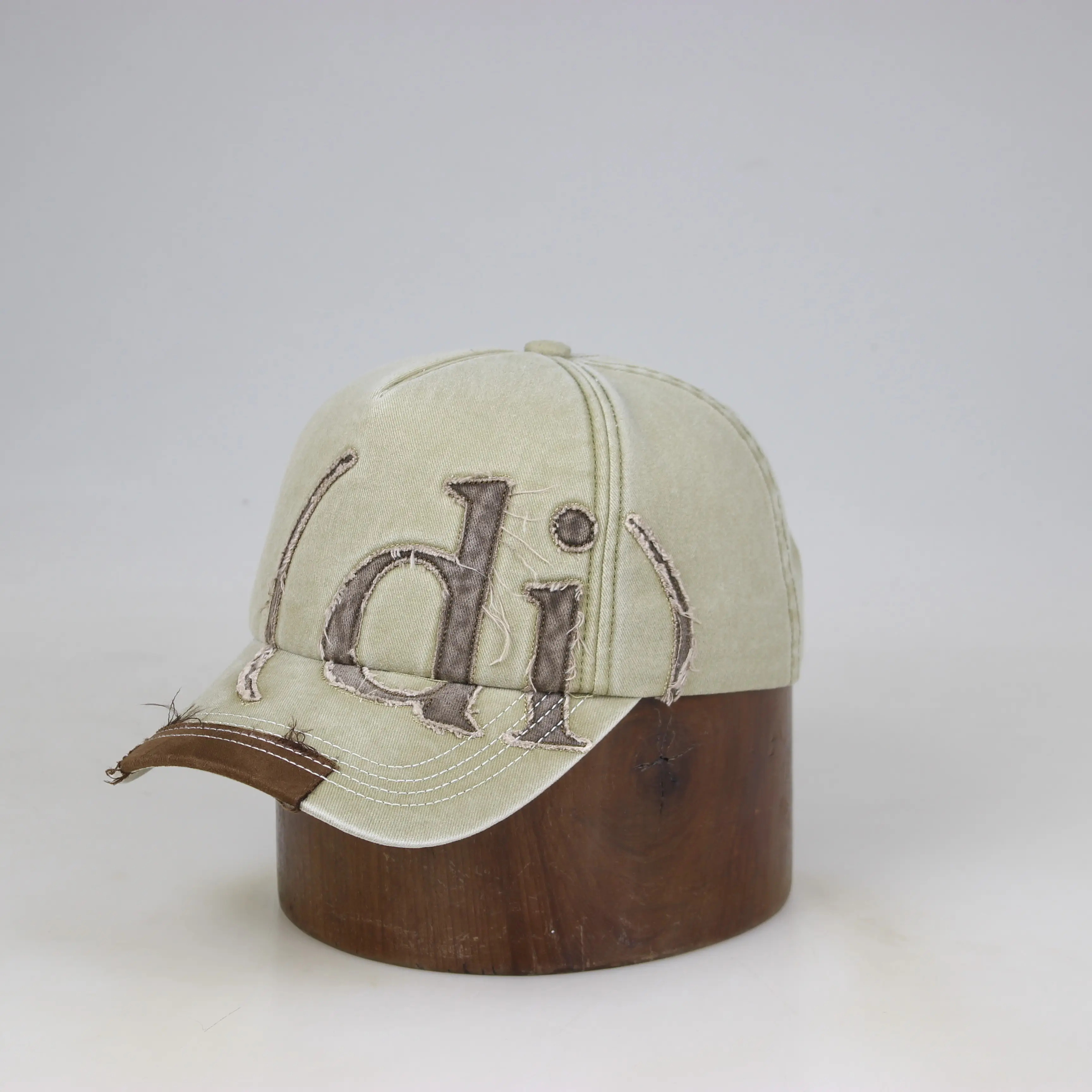 ディストレスウォッシュドコットン野球帽ヴィンテージストリートスタイルのカスタム刺繍ロゴスポーツキャップ