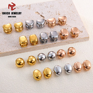 <span class=keywords><strong>Boucles</strong></span> <span class=keywords><strong>d</strong></span>'<span class=keywords><strong>oreilles</strong></span> tendance pour femmes en acier inoxydable, clous <span class=keywords><strong>d</strong></span>'<span class=keywords><strong>oreilles</strong></span> en cristal et strass, plaqué or 18 carats PVD, plaqué or rose, plaqué argent - Product Image 2