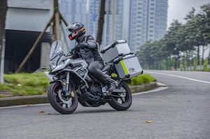 Motocicleta Dayun 300cc Edf de 4 tiempos con refrigeración líquida <span class=keywords><strong>Adv</strong></span> - Product Image 4